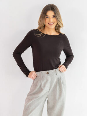Dopasowany longsleeve LEILA CHOCOLATE