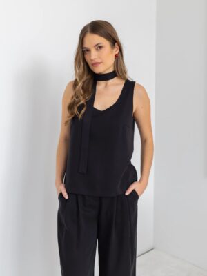 Top SIMONA BLACK