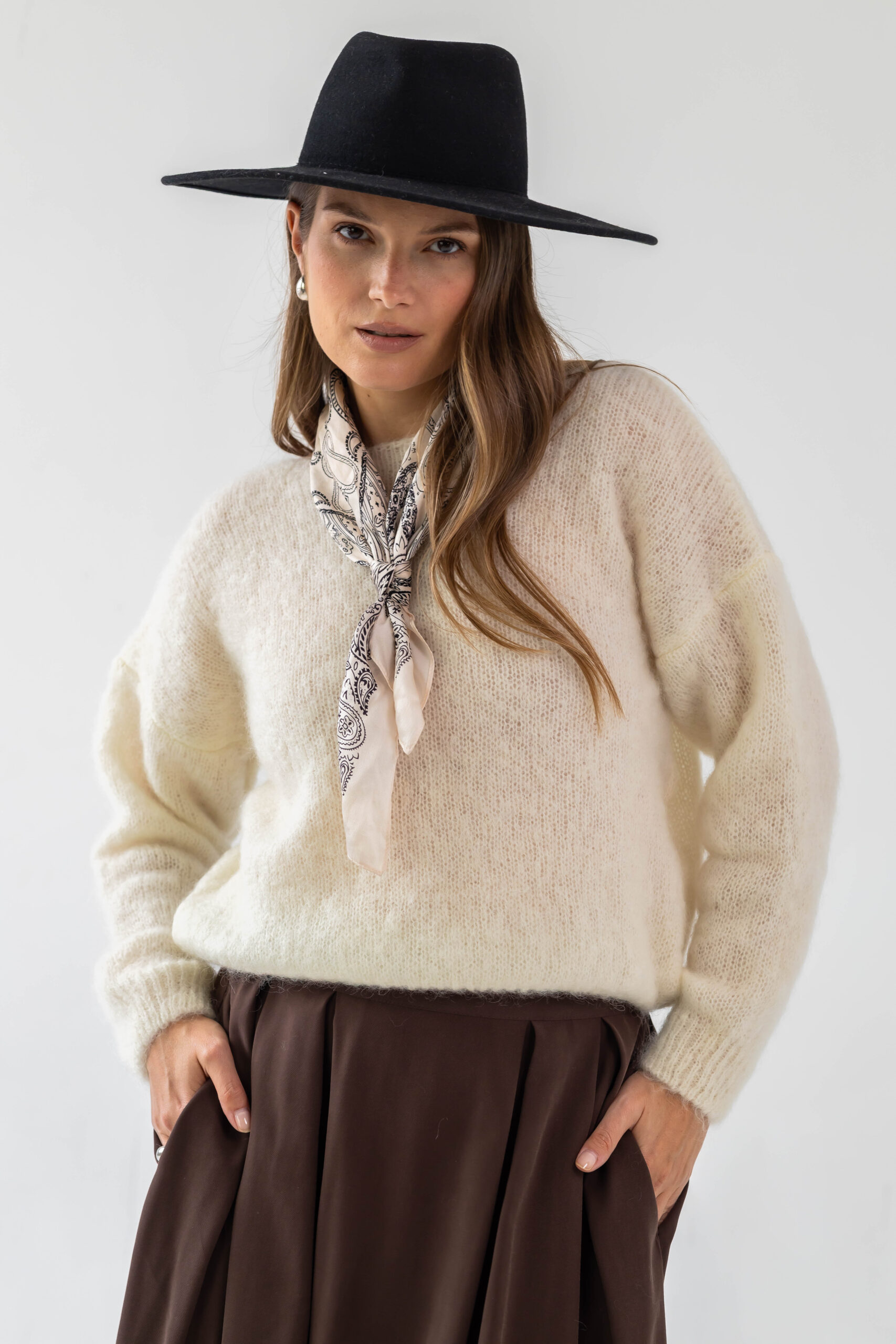 Moherowy sweter MIST CREAM